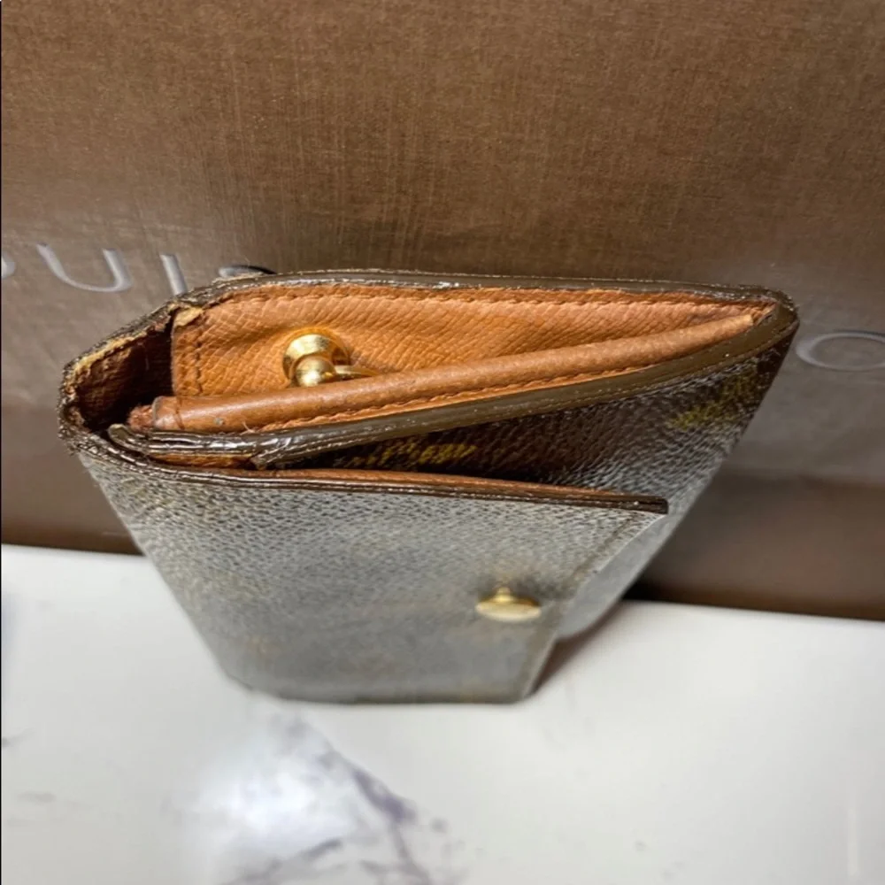 SOLDAuthentic Louis Vuitton Monogram Compact Bifold Zippy Wallet - Picture 9 of 13